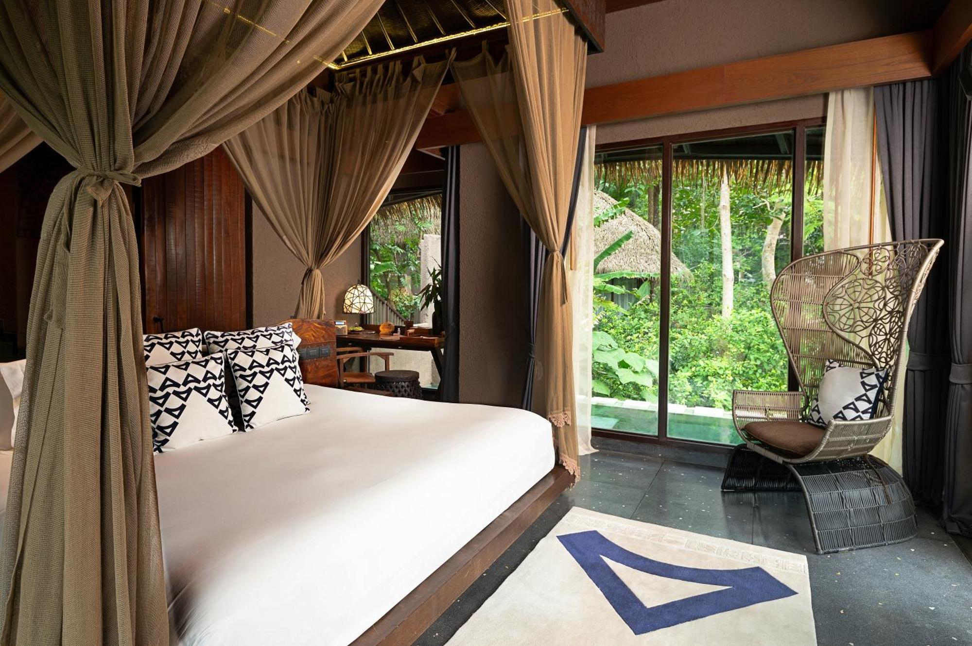 Hotel Keemala Kamala Beach Esterno foto A bedroom at the resort