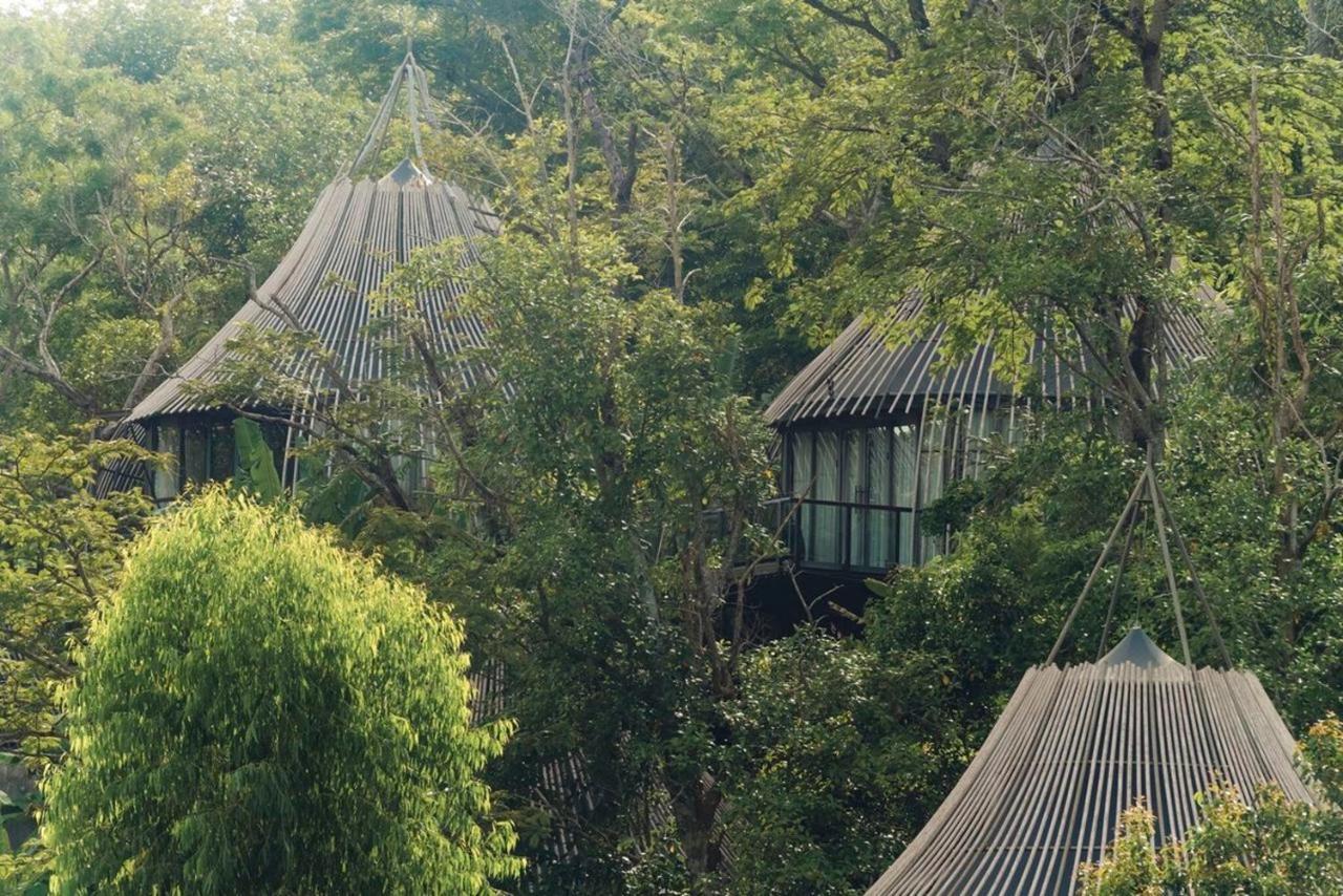 Hotel Keemala Kamala Beach Esterno foto The Treehouse Villas